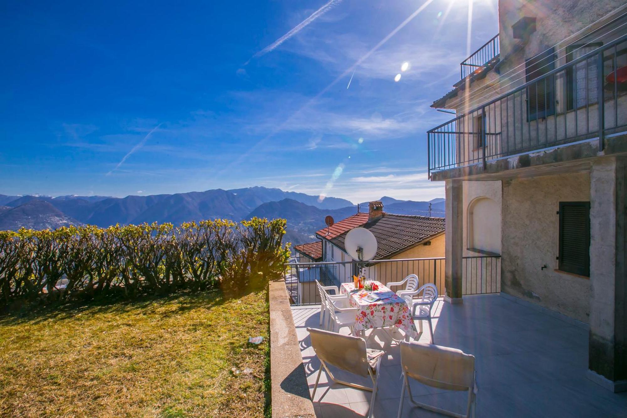 Chalet Cademario - Happy Rentals Buitenkant foto
