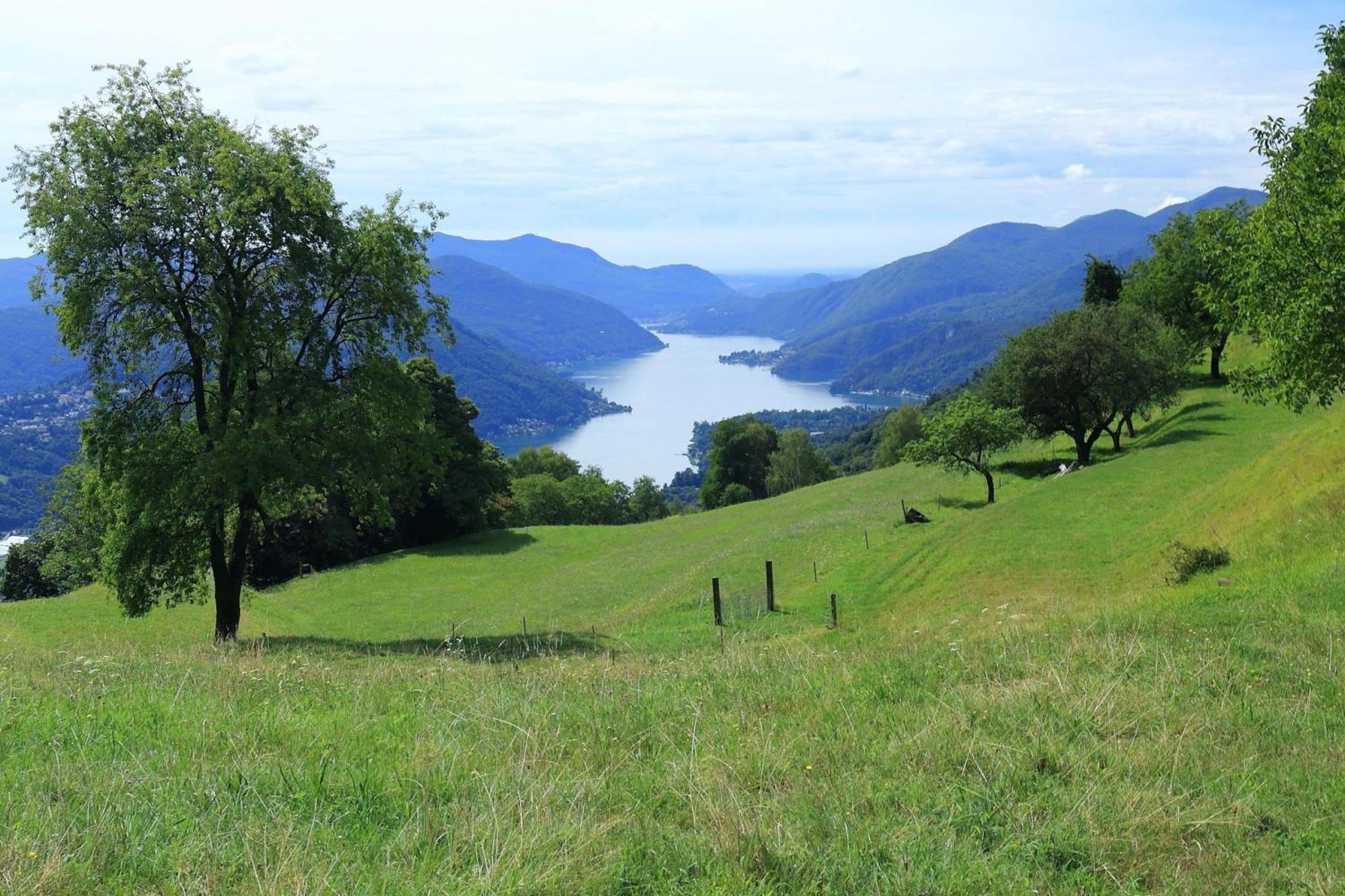 Chalet Cademario - Happy Rentals Buitenkant foto